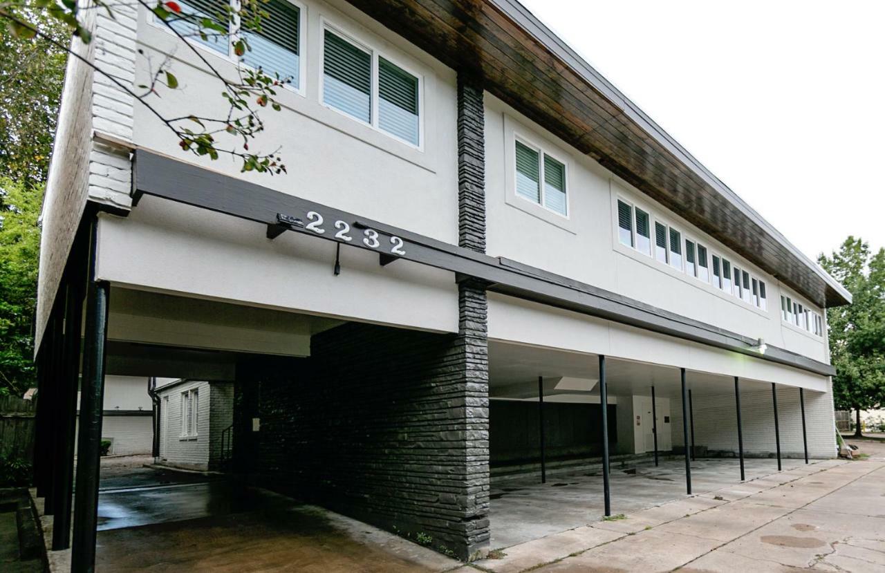Medcenter Townhomes By Dunyha Houston Bagian luar foto