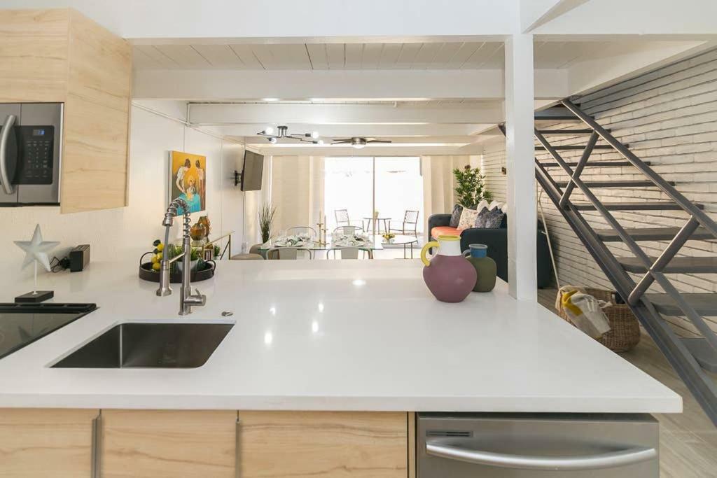 Medcenter Townhomes By Dunyha Houston Bagian luar foto