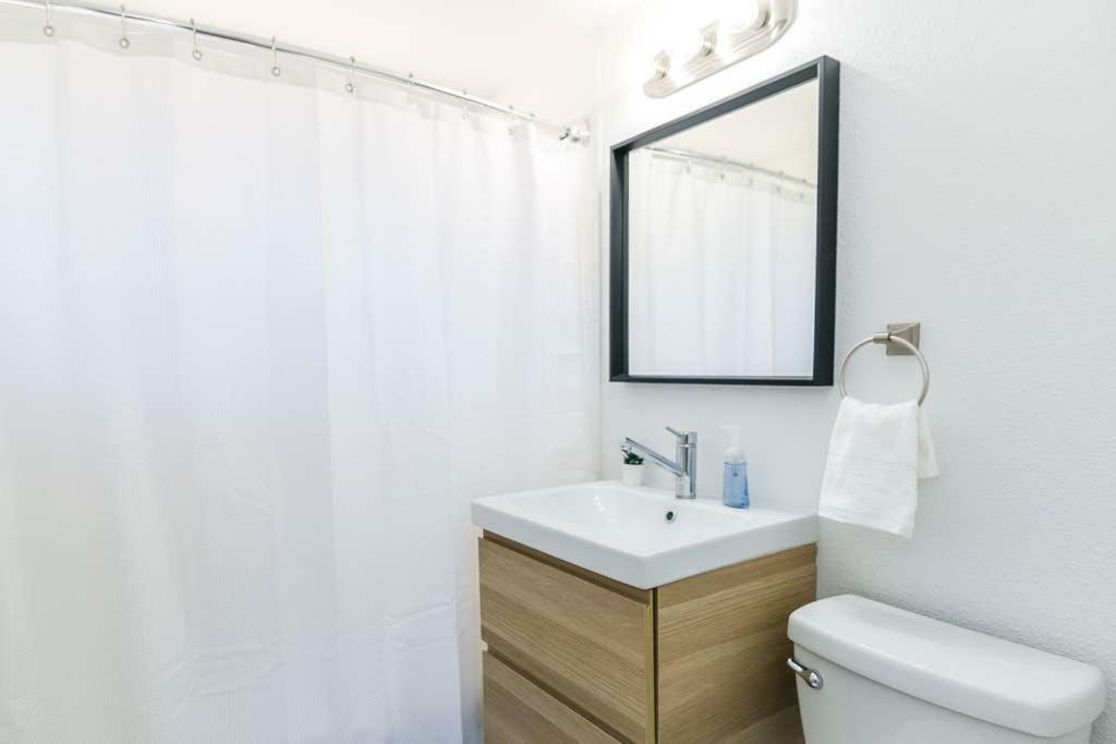 Medcenter Townhomes By Dunyha Houston Bagian luar foto